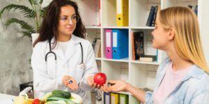 Nutricionista e sua cliente