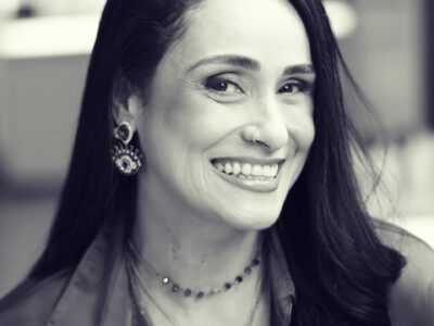 Personal Trainer - Vanessa Aurélio - Pós Graduada em Lesões e Doenças Musculoesqueléticas | Prevenção e Exercícios